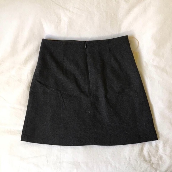 Aritzia wilfred classic mini wool skirt - Picture 4 of 4